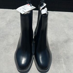 Zara Black Leather Ankle Boots